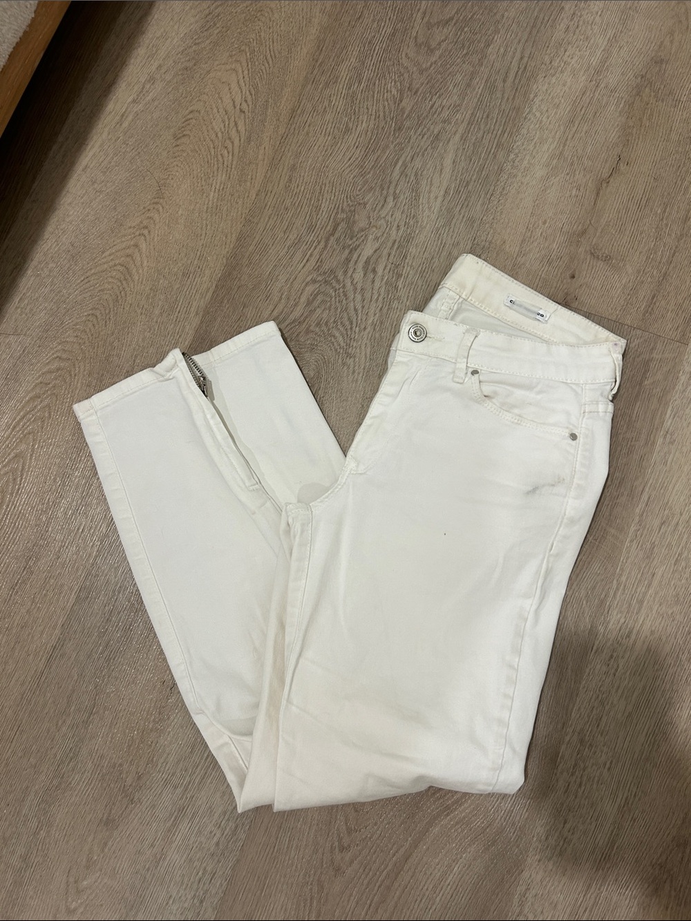 White Pants | Club Monaco